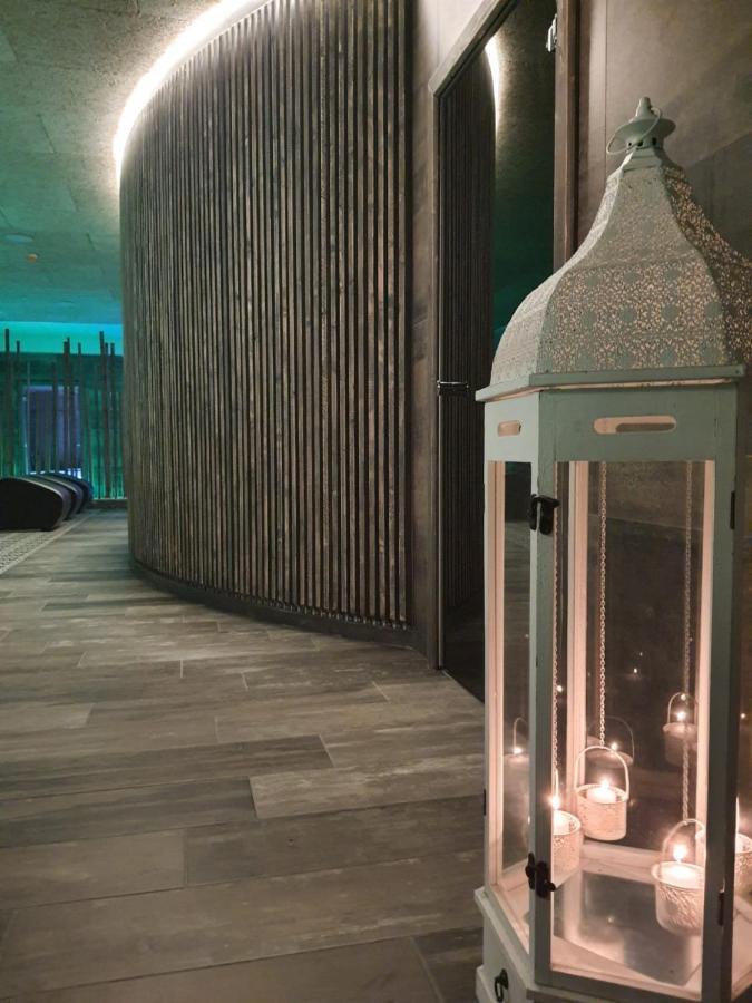 Hotel Smeraldo ลาซีเซ ภายนอก รูปภาพ