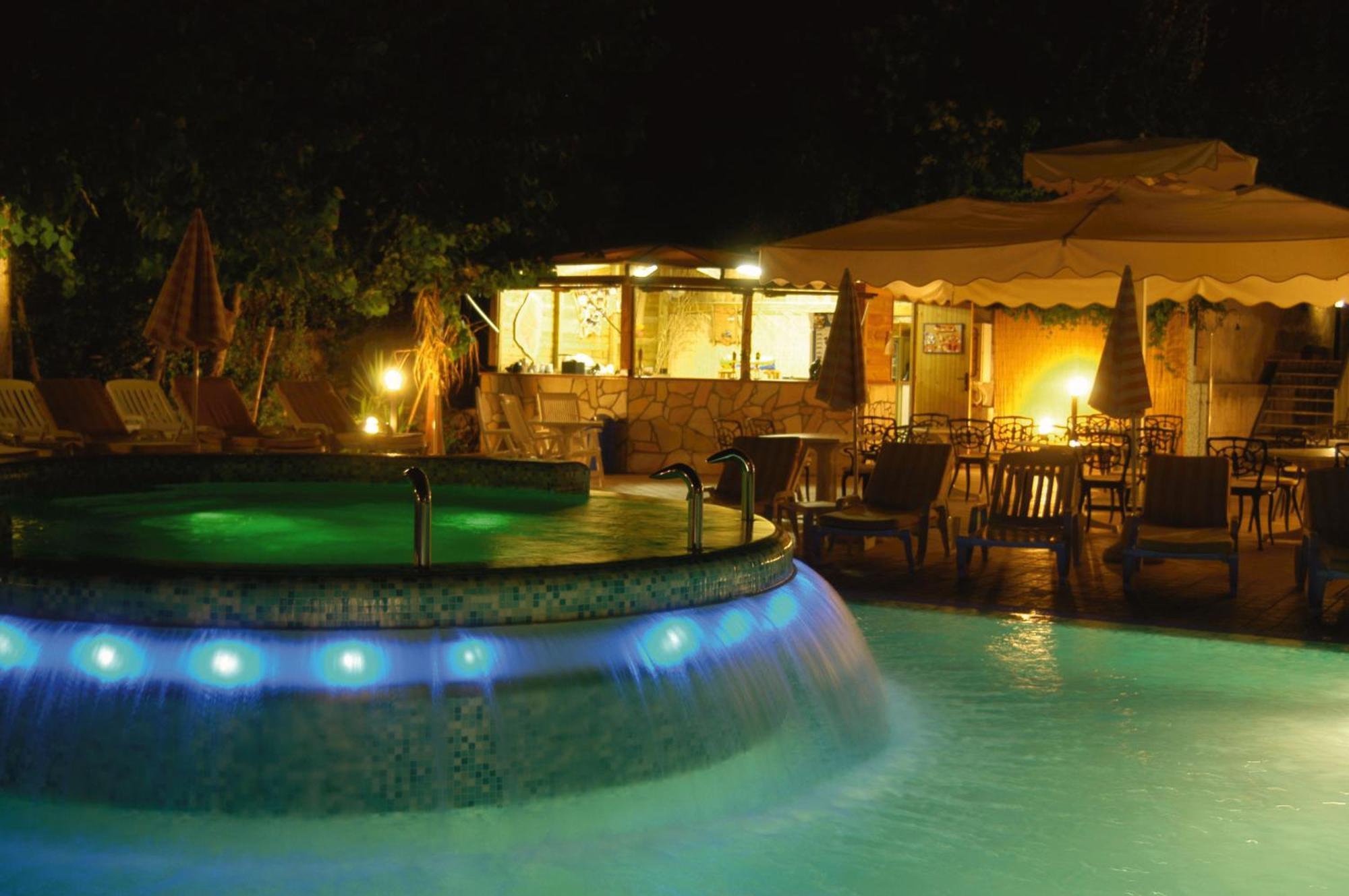 Hotel Smeraldo ลาซีเซ ภายนอก รูปภาพ